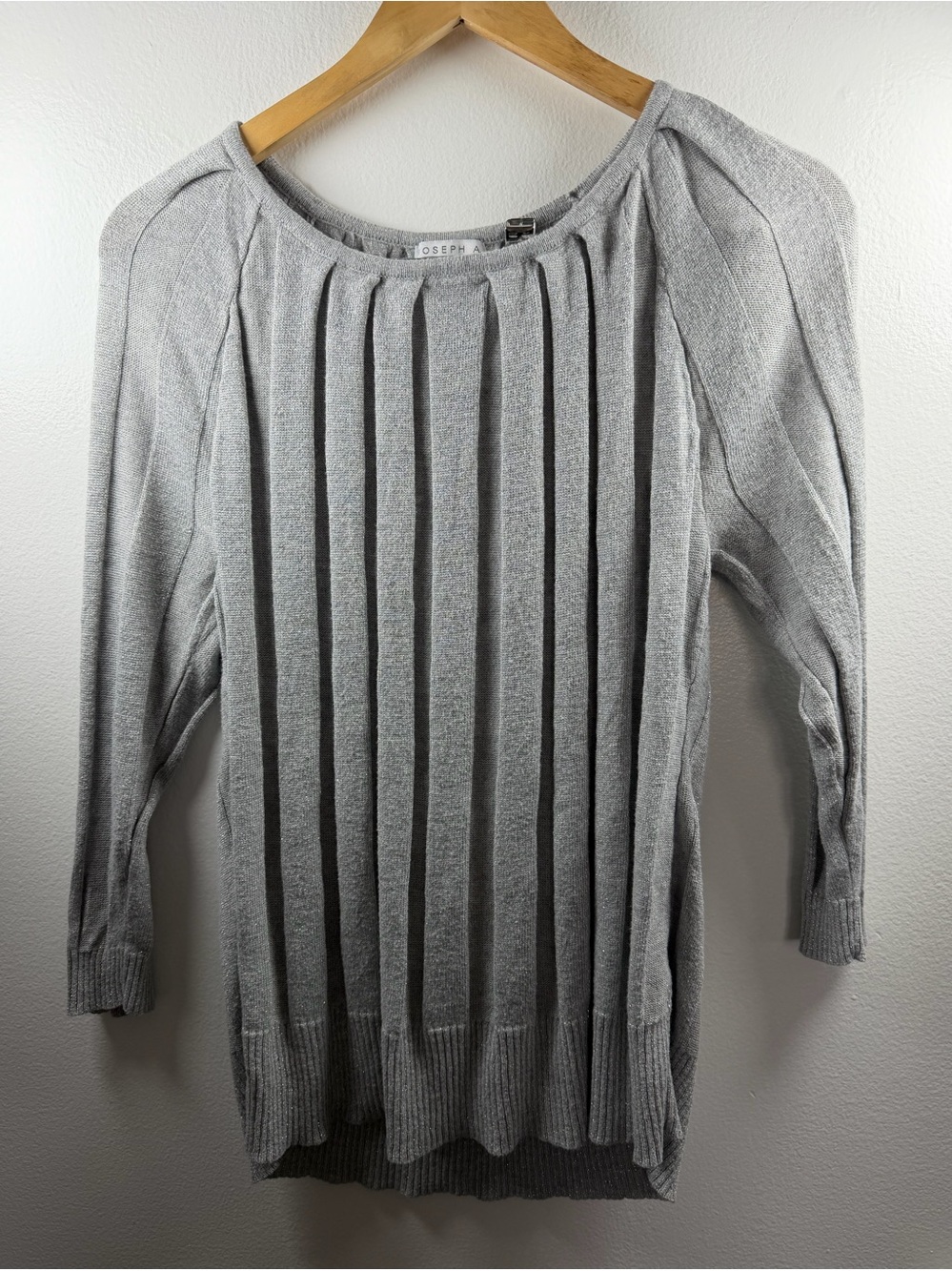 Joseph A. Silver Metallic Pleated Shimmer Knit Top Blouse Size L